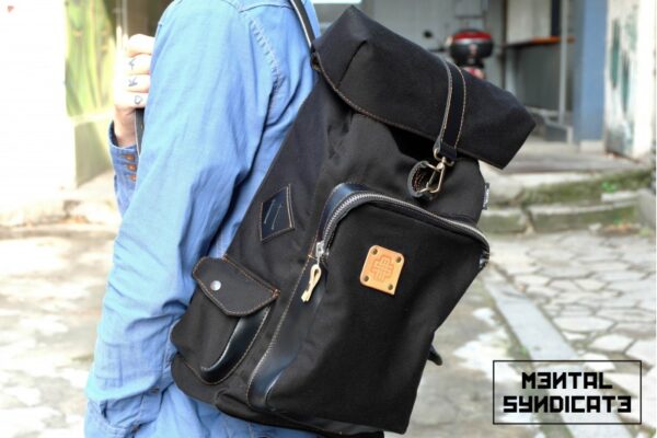 Loot Canvas Backpack Black - 0